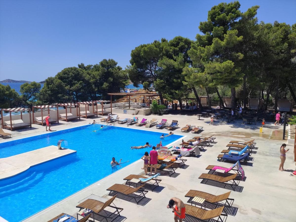 K9 Mobile Home Camp Imperial Vodice Buitenkant foto