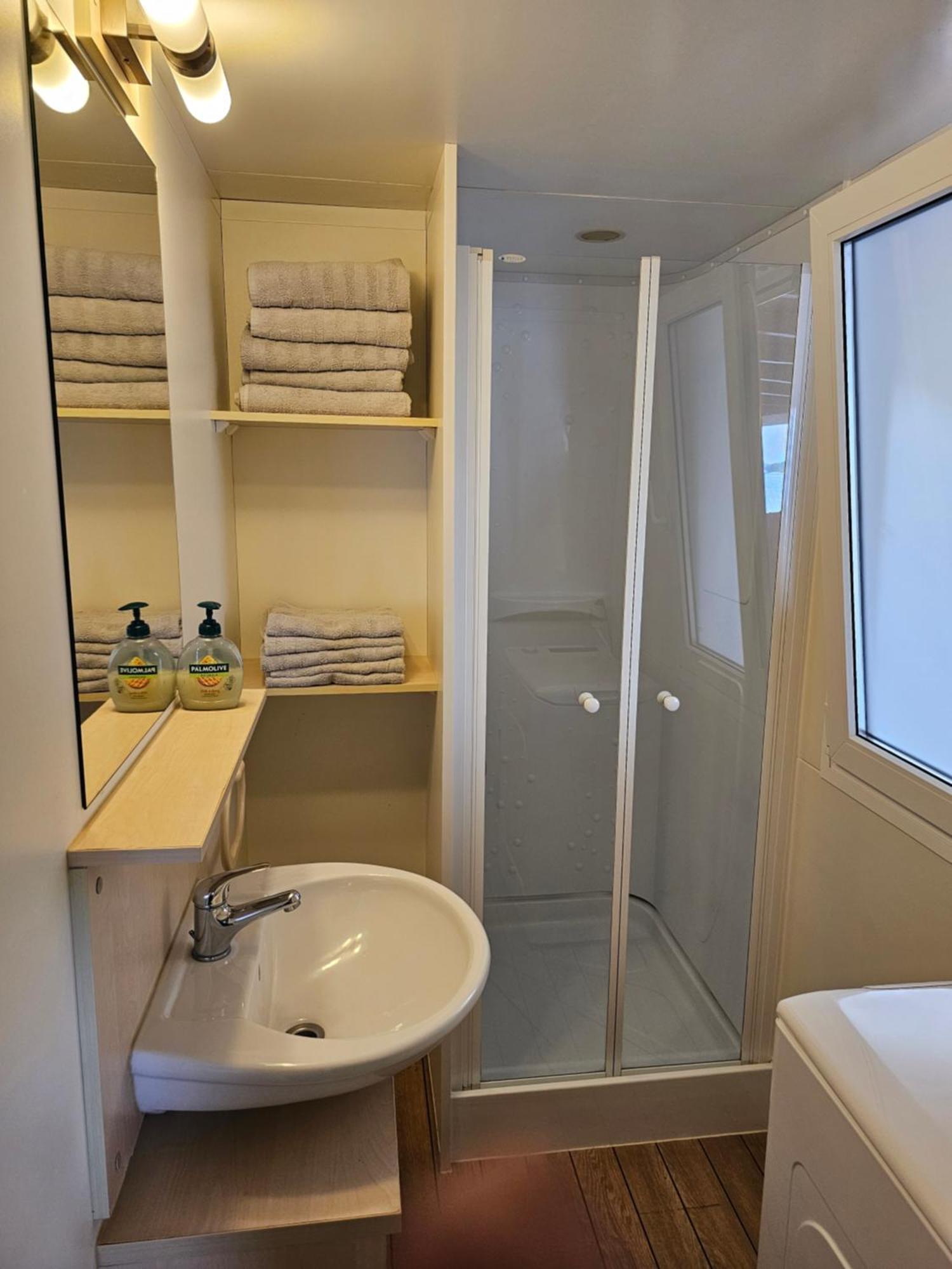 K9 Mobile Home Camp Imperial Vodice Buitenkant foto