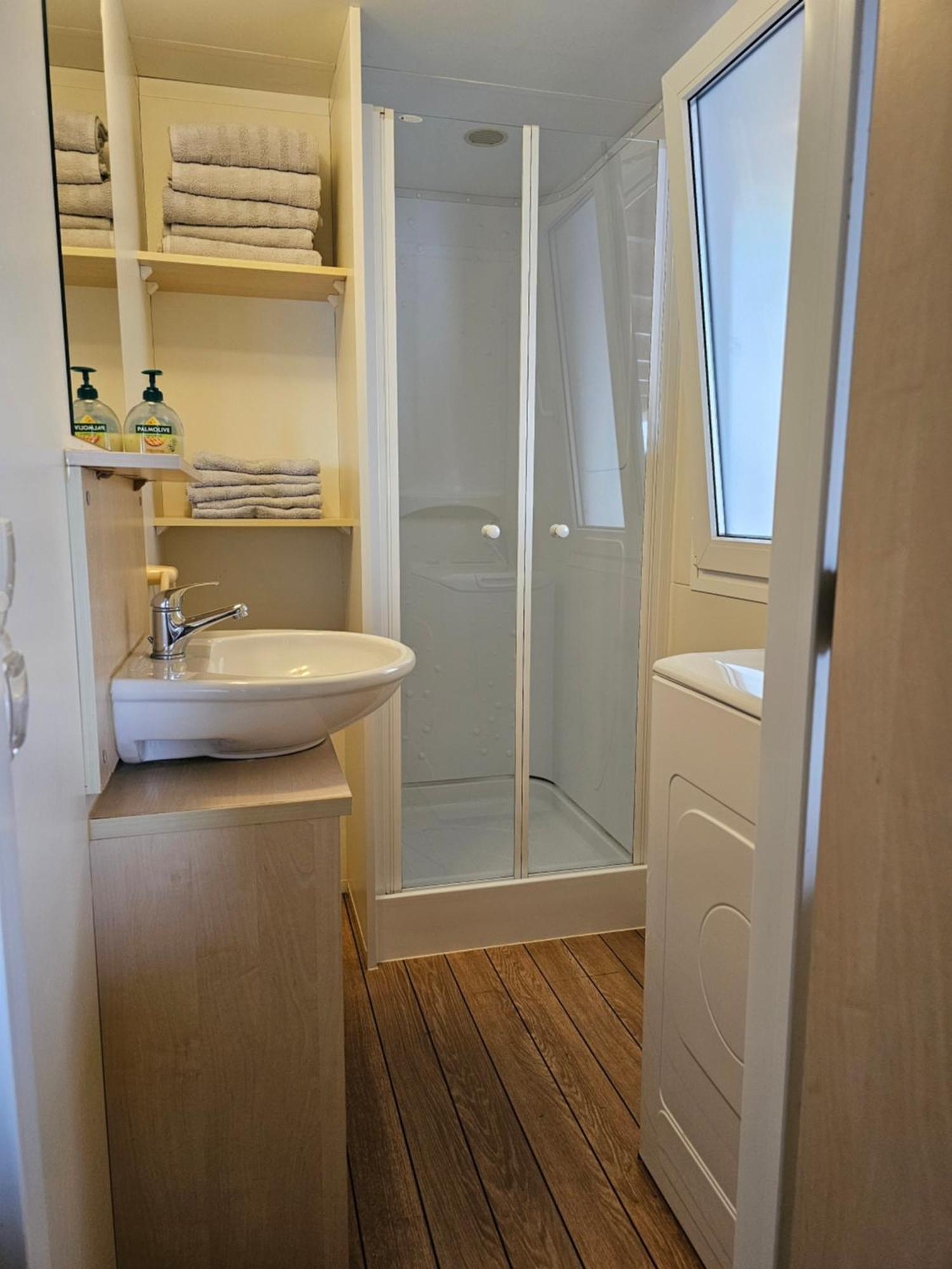 K9 Mobile Home Camp Imperial Vodice Buitenkant foto